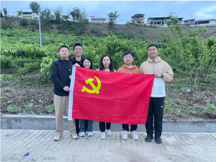 1714962049442181.png image.png